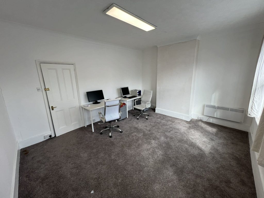 61 Orsett Road, Grays, Essex, RM17 5HJ