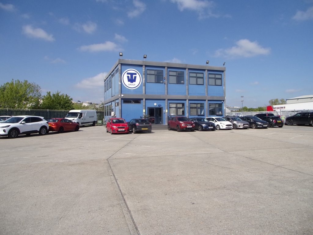 5c Riverside, Oliver Road, Grays, Essex, RM20 3ED